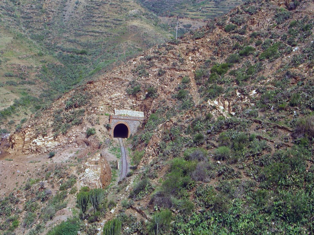 Eritrea_Train_Mountain_Tunnel
